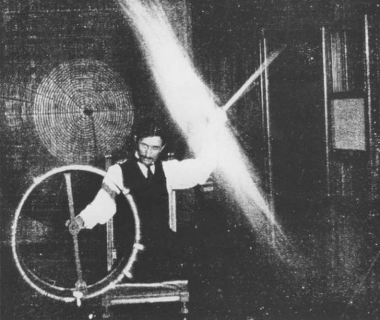Nikola+Tesla%3A+The+Man+Behind+the+Future