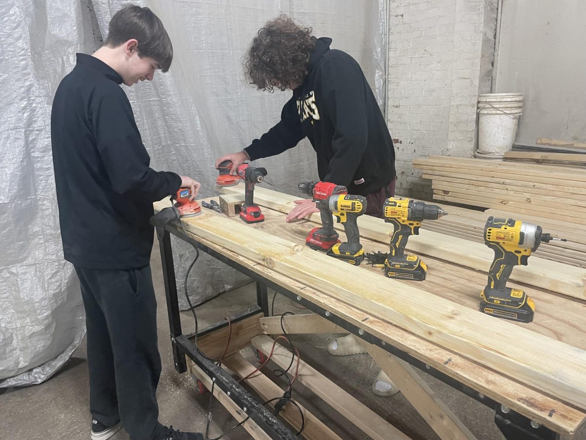 Students work on a new frame 