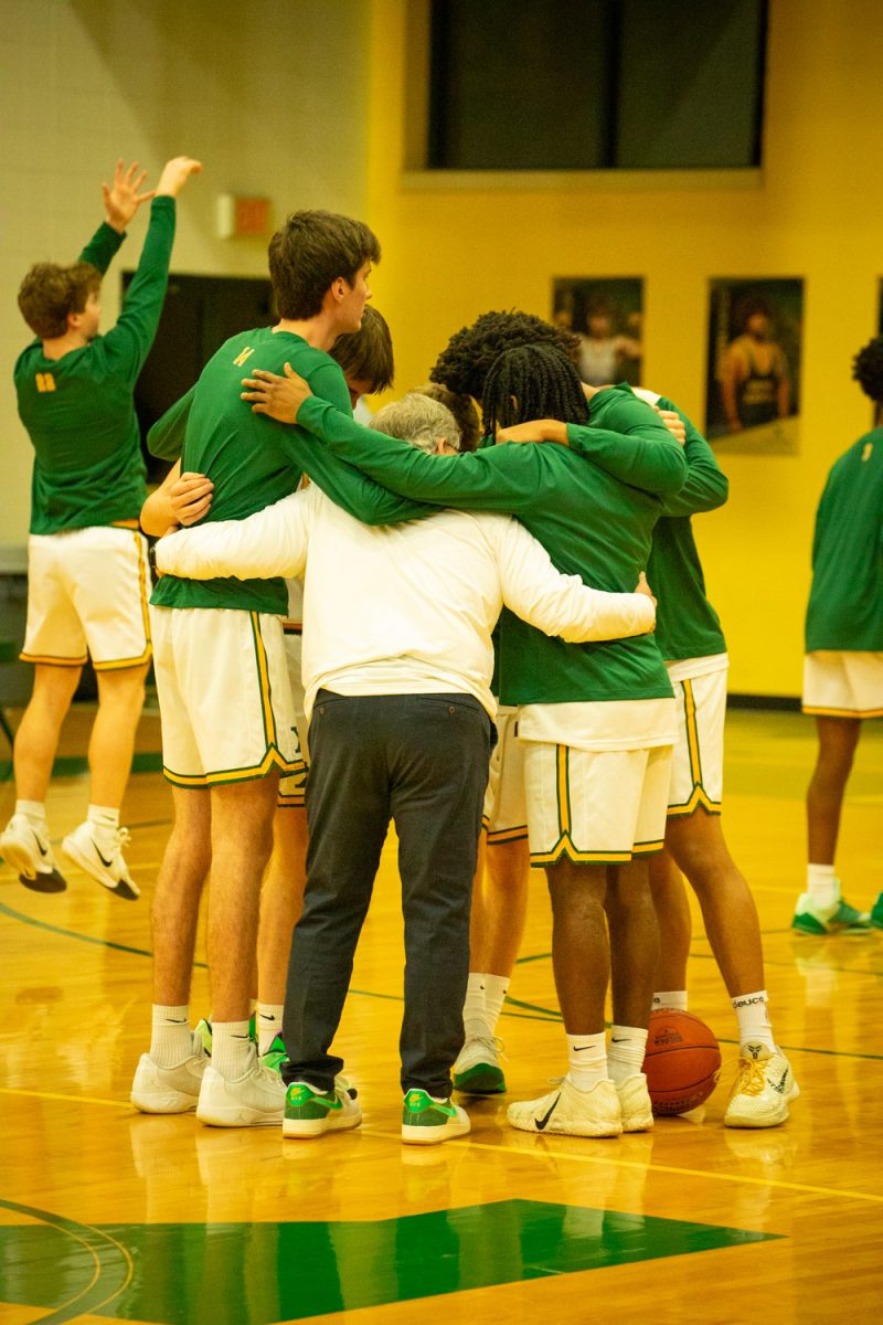 Basketball Senior Spotlight: Ready for the Playoff Push